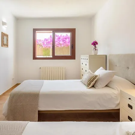 Shavasana Villa San Antonio Abad