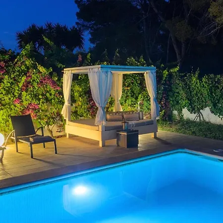 Shavasana Villa *